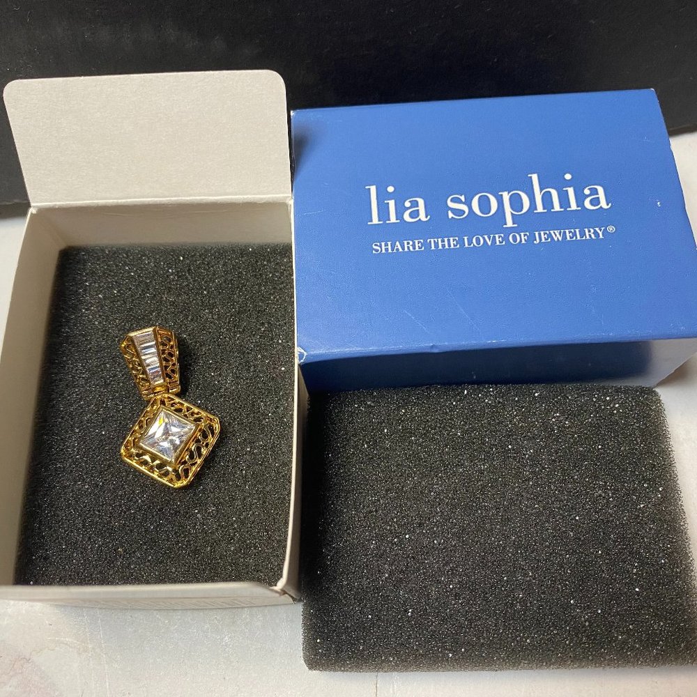 Lia Sophia Pendant with rhinestones, gold tone new w/original box 082 1.25" long